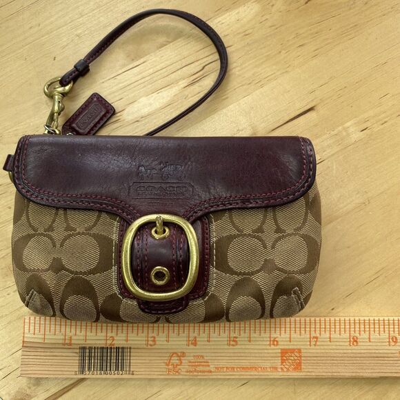 VTG Y2K Coach Bleecker Canvas Leather Signature Wristlet Wallet Maroon & Buckle - Picture 1 of 14